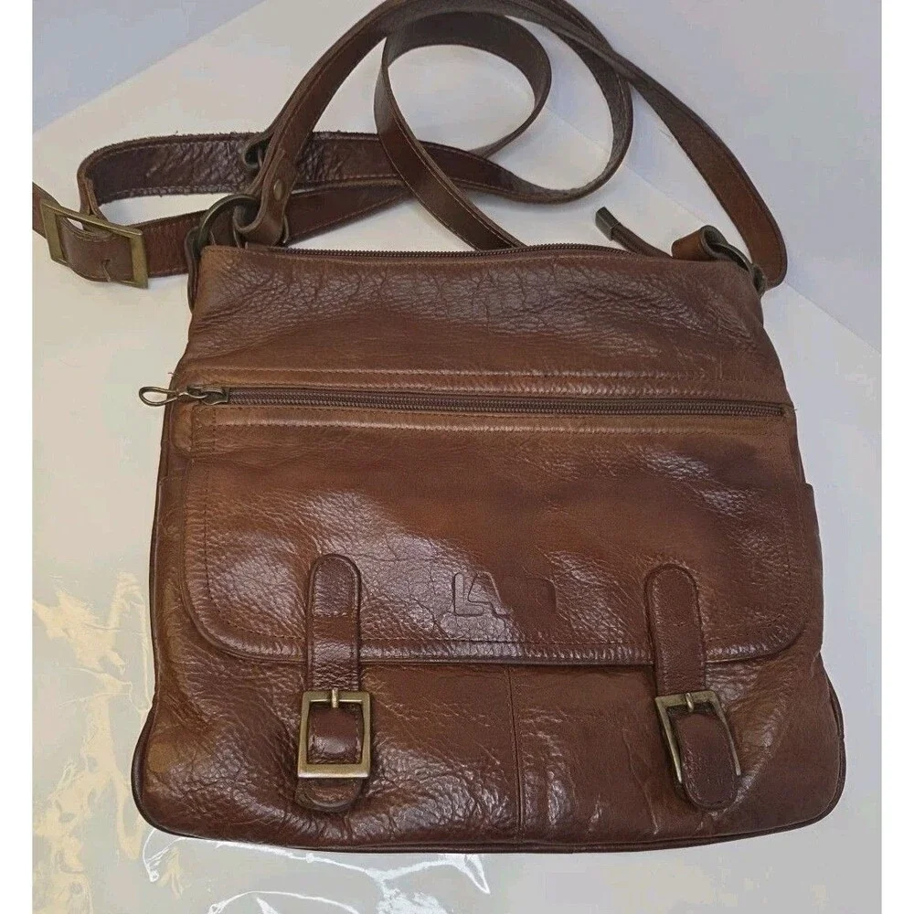LAND Brown Leather Square (11 X 11) Messenger Satchel w/ Handle & Shoulder Strap - Picture 11 of 16
